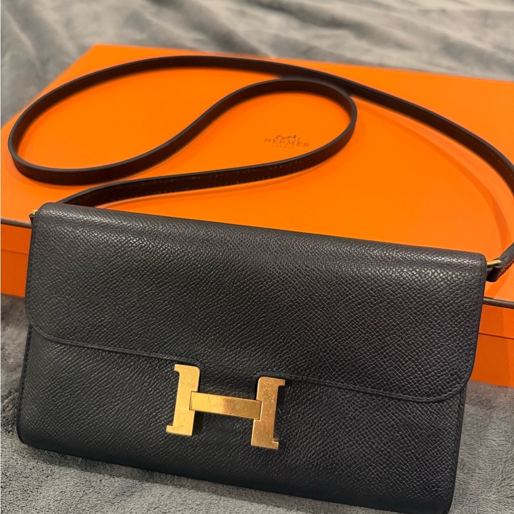 Black Constance To Go Wallet on Strap - Gold Hardware